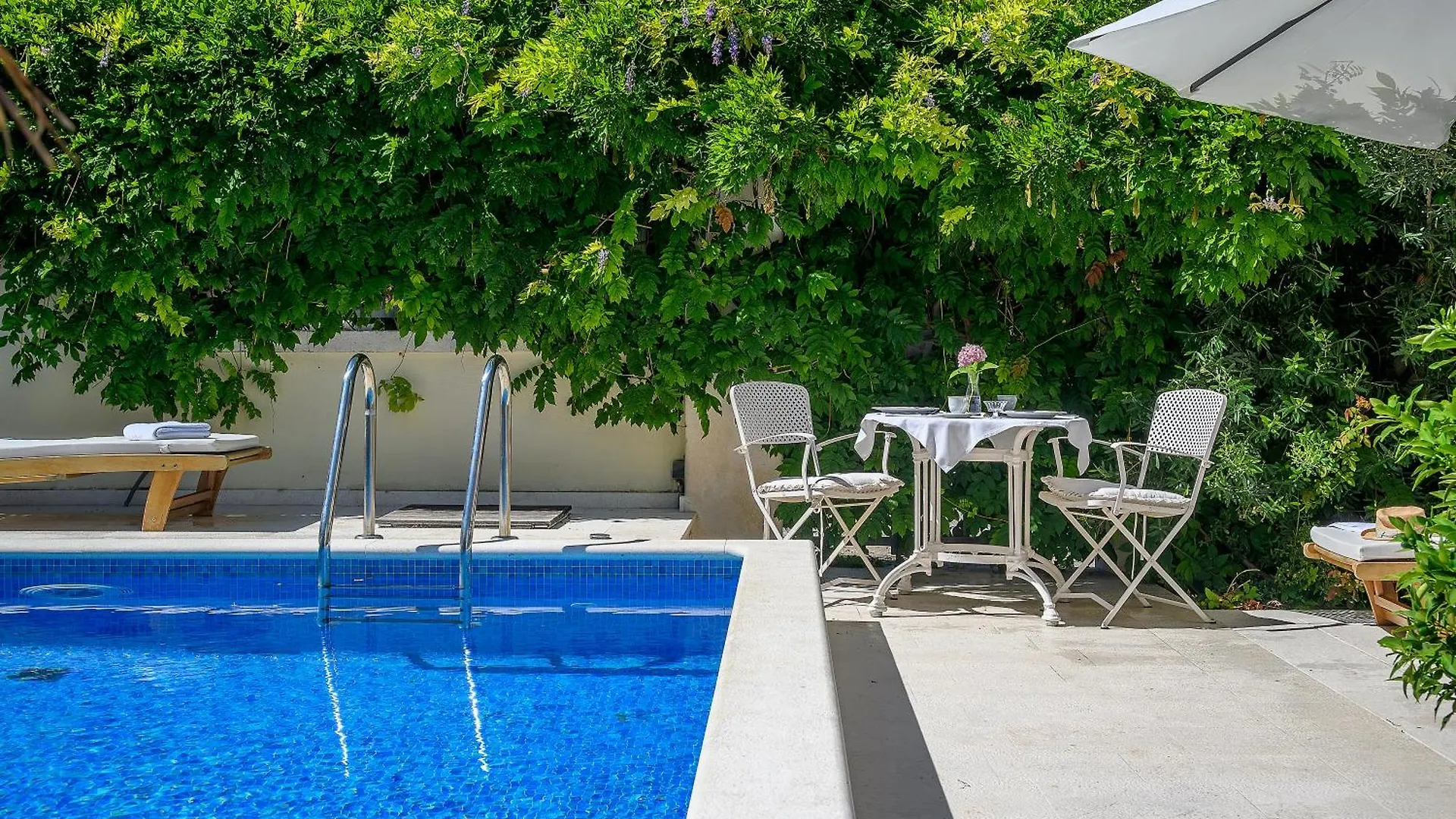Palace Schoen Milesi Bed and Breakfast Σπλιτ